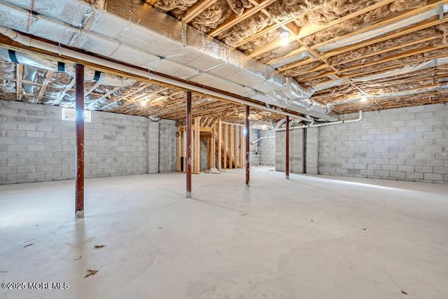 420 New Jersey Avenue, Pine Beach, NJ 08741