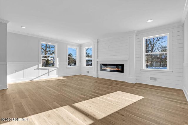 420 New Jersey Avenue, Pine Beach, NJ 08741