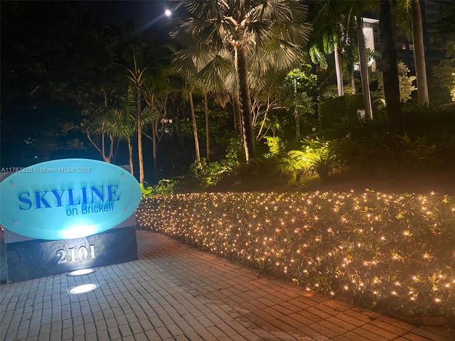 2101 Brickell Ave 502, Miami, FL 33129
