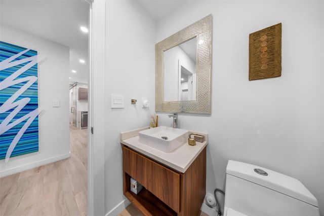 902 Cypress Grove Drive 902, Pompano Beach, FL 33069