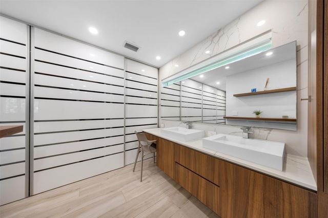 902 Cypress Grove Drive 902, Pompano Beach, FL 33069