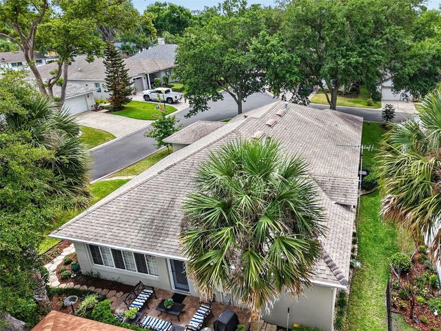 605 SANDLAKE COURT, Mount Dora, FL 32757