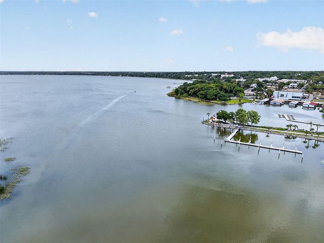605 SANDLAKE COURT, Mount Dora, FL 32757