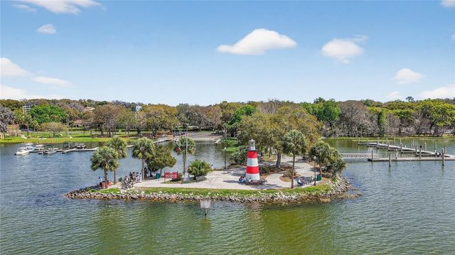 605 SANDLAKE COURT, Mount Dora, FL 32757