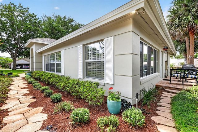 605 SANDLAKE COURT, Mount Dora, FL 32757