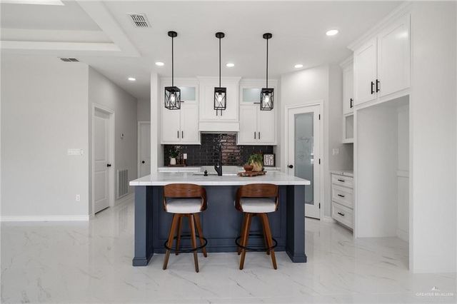 2321 Cardinal Drive, Weslaco, TX 78596