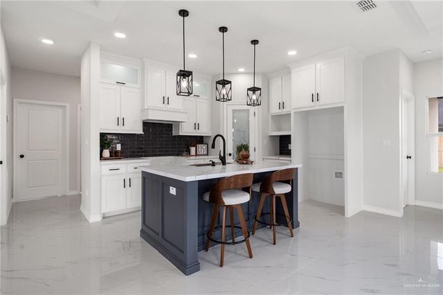 2321 Cardinal Drive, Weslaco, TX 78596