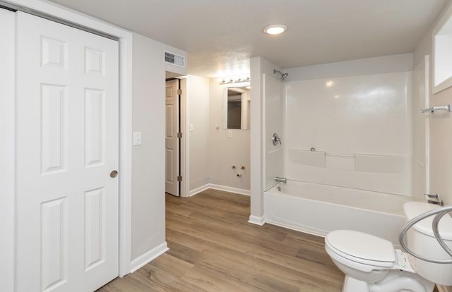 3203 7th Street, Des Moines, IA 50313