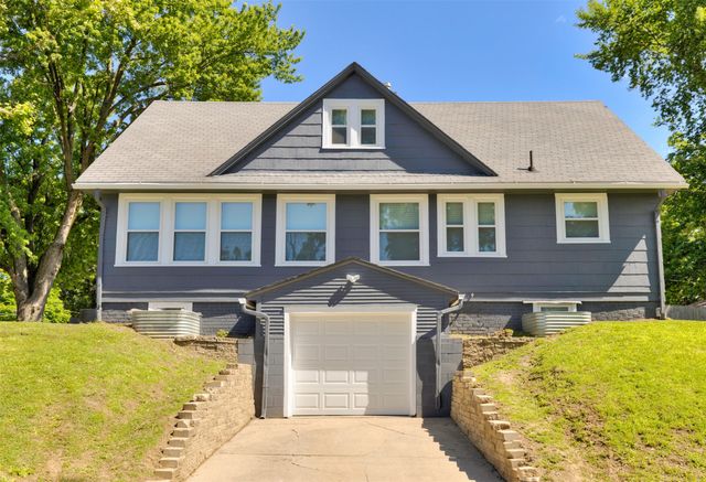 3203 7th Street, Des Moines, IA 50313