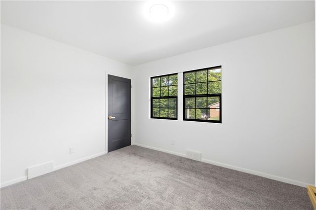 1231 White Oak Drive, Springfield, OH 45504