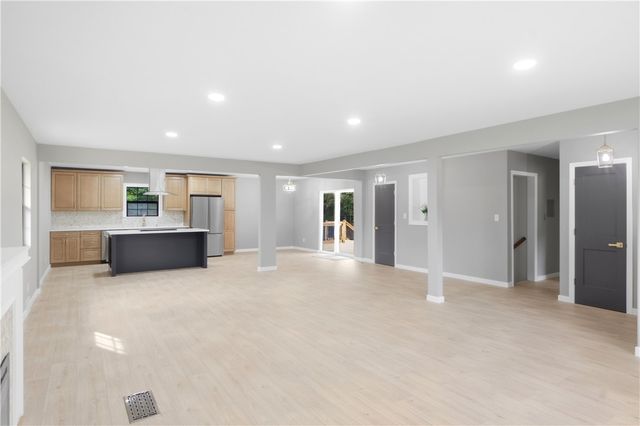 1231 White Oak Drive, Springfield, OH 45504