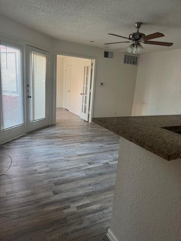 9825 Walnut Street 305, Dallas, TX 75243