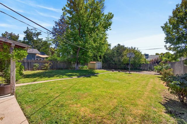 4012 Lusk Dr, Sacramento, CA 95864