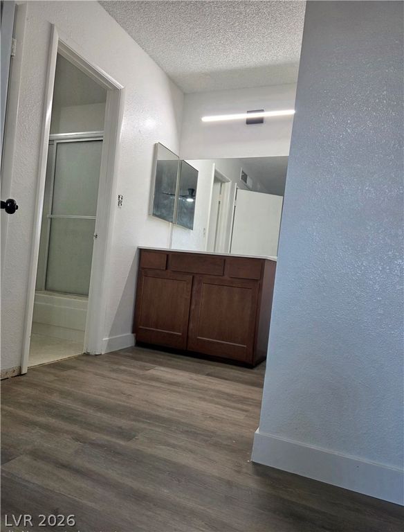 Image 7 of property listing at 567 Roxella Lane A, Las Vegas, NV 89110