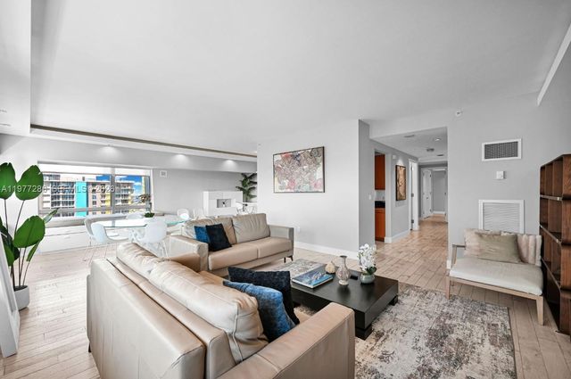 1435 Brickell Ave 3401, Miami, FL 33131