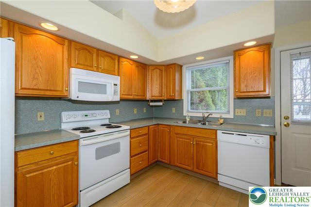 251 West 31st Street, Allen Twp, PA 18067