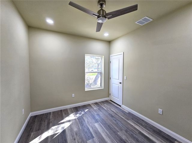 1944 Indian Trail, Ingleside, TX 78362