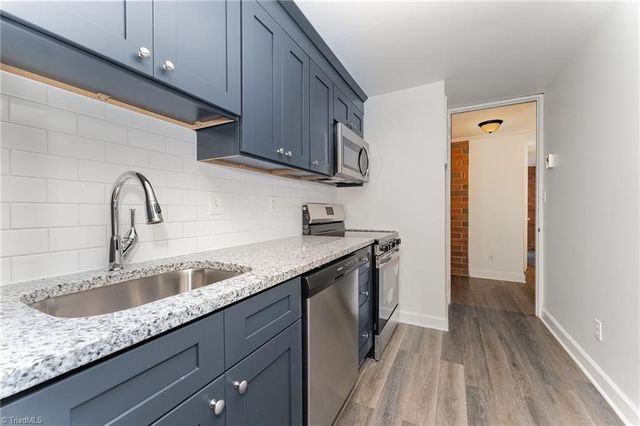 1757 S Hawthorne Road, Winston-salem, NC 27103