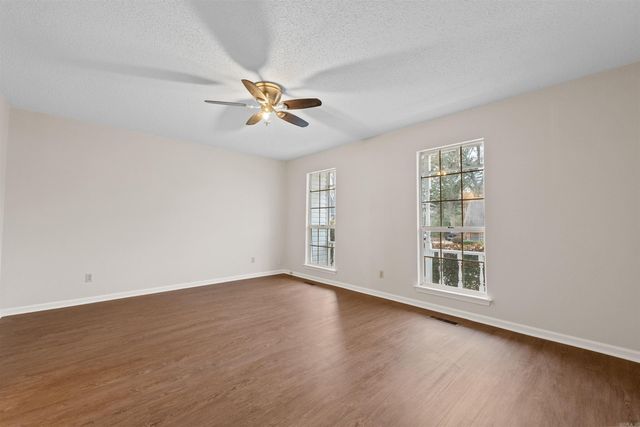 7 Dove Creek Circle, North Little Rock, AR 72116