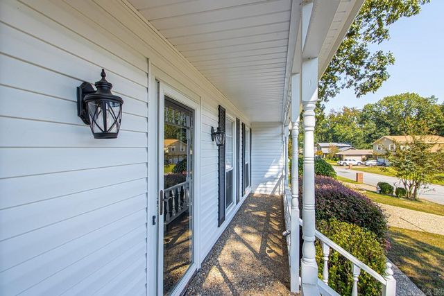 7 Dove Creek Circle, North Little Rock, AR 72116