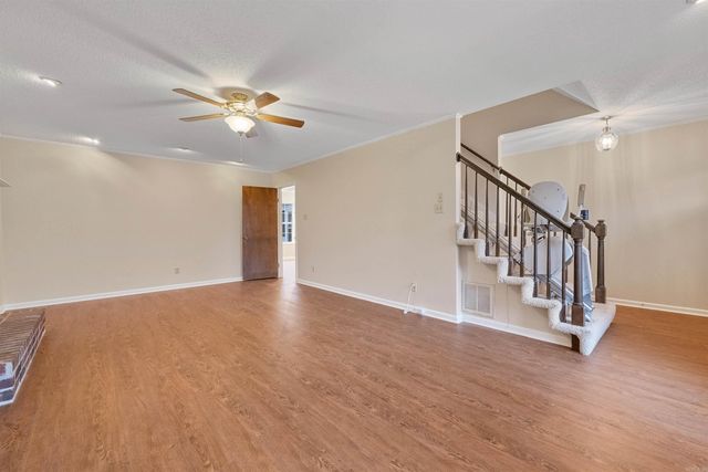 7 Dove Creek Circle, North Little Rock, AR 72116