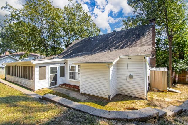 7 Dove Creek Circle, North Little Rock, AR 72116