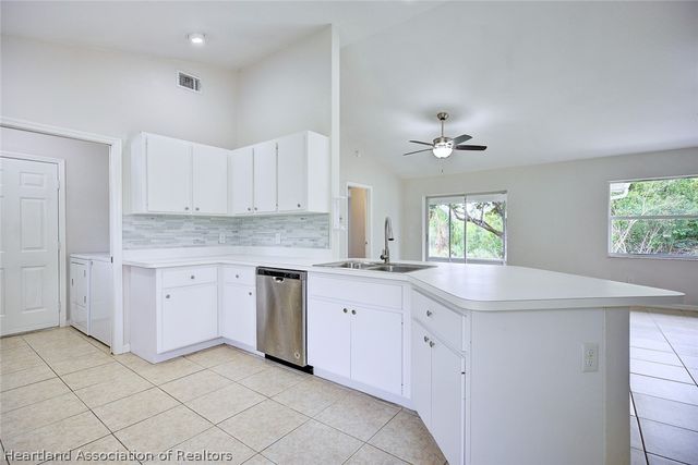 39 Miami Drive, Lake Placid, FL 33852