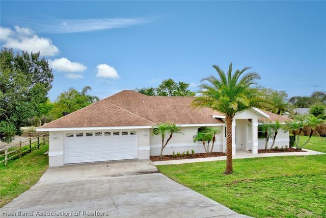 39 Miami Drive, Lake Placid, FL 33852