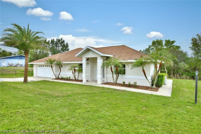39 Miami Drive, Lake Placid, FL 33852