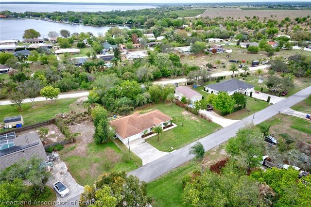 39 Miami Drive, Lake Placid, FL 33852