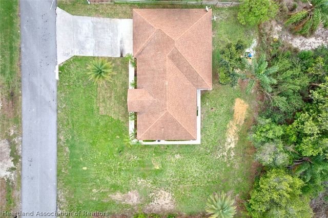 39 Miami Drive, Lake Placid, FL 33852