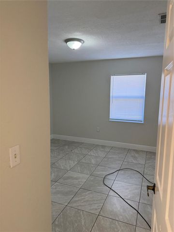 1112 MARTIN STREET, Haines City, FL 33844