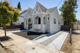 2440 Monticello Ave, Oakland, CA 94601