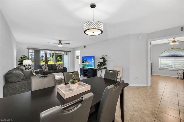 925 New Waterford DR 104, Naples, FL 34104