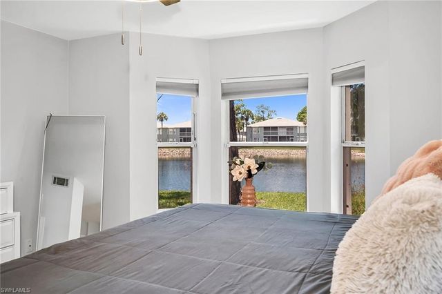 925 New Waterford DR 104, Naples, FL 34104