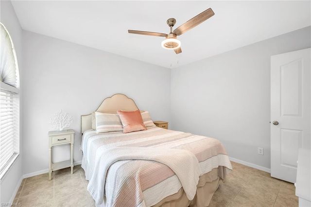 925 New Waterford DR 104, Naples, FL 34104