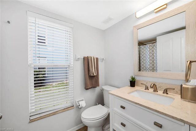 925 New Waterford DR 104, Naples, FL 34104