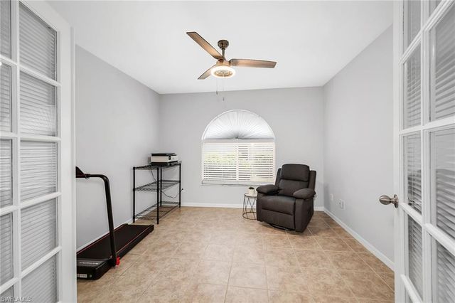 925 New Waterford DR 104, Naples, FL 34104