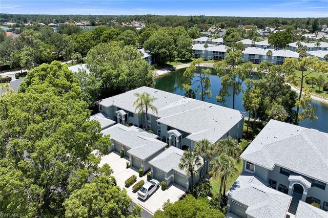 925 New Waterford DR 104, Naples, FL 34104