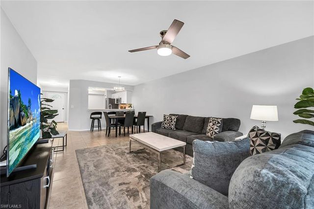 925 New Waterford DR 104, Naples, FL 34104