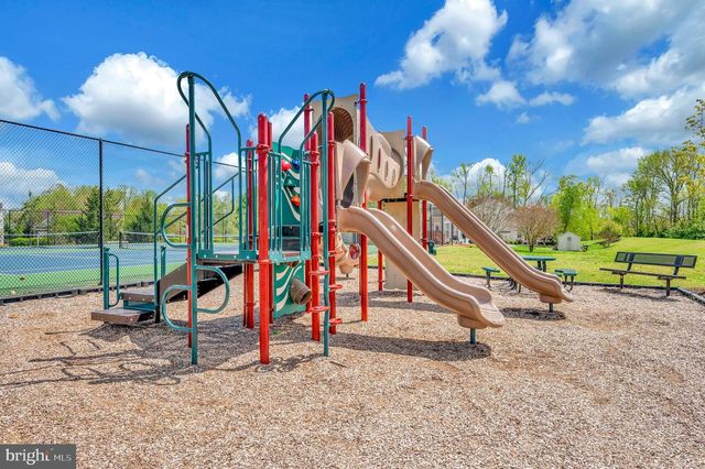 6117 MCCARTHY DR, King George, VA 22485