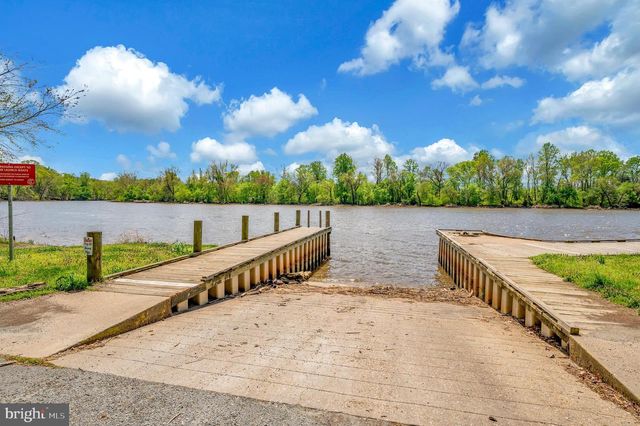 6117 MCCARTHY DR, King George, VA 22485