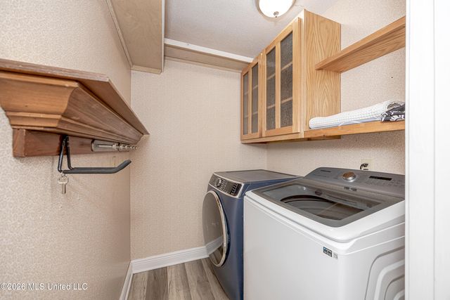 2808 Lawnwood Drive, Ocean Springs, MS 39564