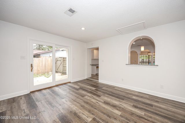 2808 Lawnwood Drive, Ocean Springs, MS 39564