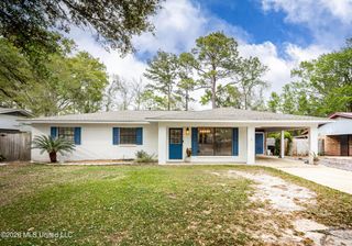 2808 Lawnwood Drive, Ocean Springs, MS 39564