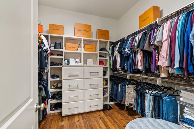 1337 W 24th Street, Houston, TX 77008
