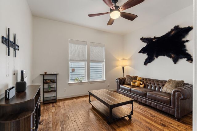 1337 W 24th Street, Houston, TX 77008