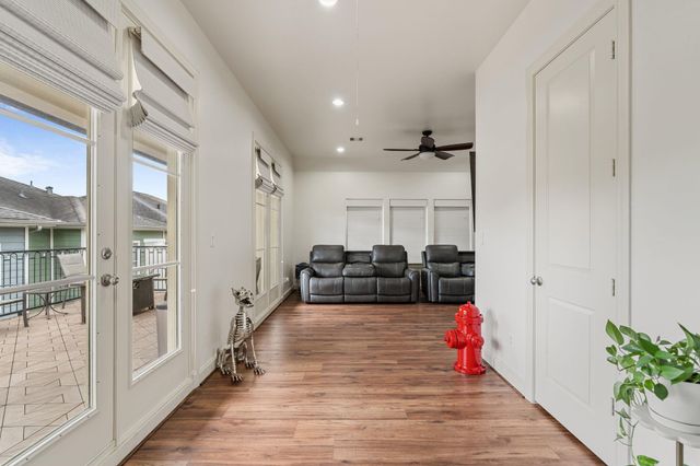1337 W 24th Street, Houston, TX 77008