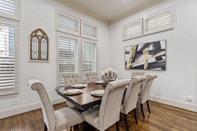 1337 W 24th Street, Houston, TX 77008