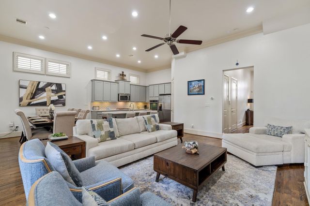 1337 W 24th Street, Houston, TX 77008